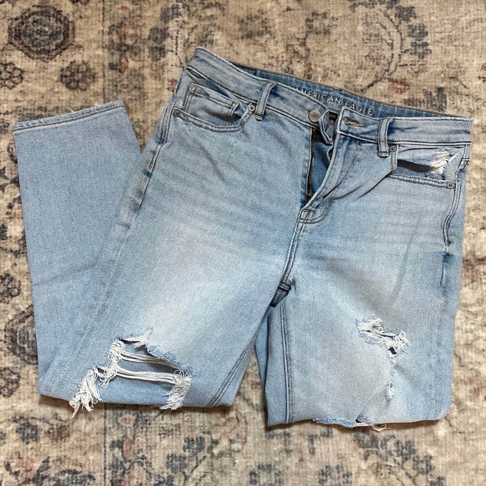 American Eagle Mom Jeans